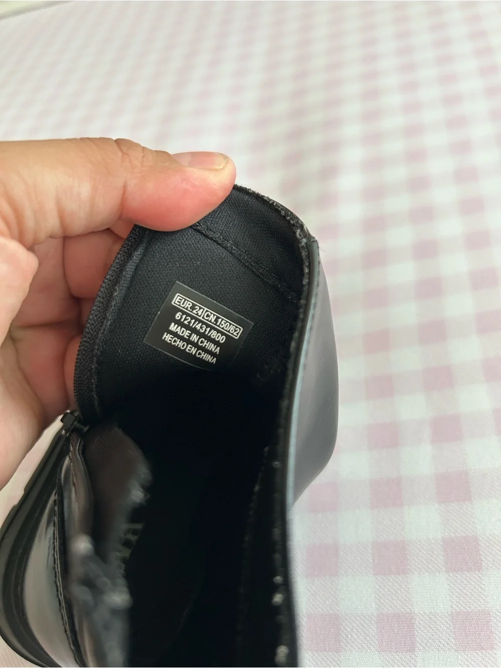 Zara chic black
